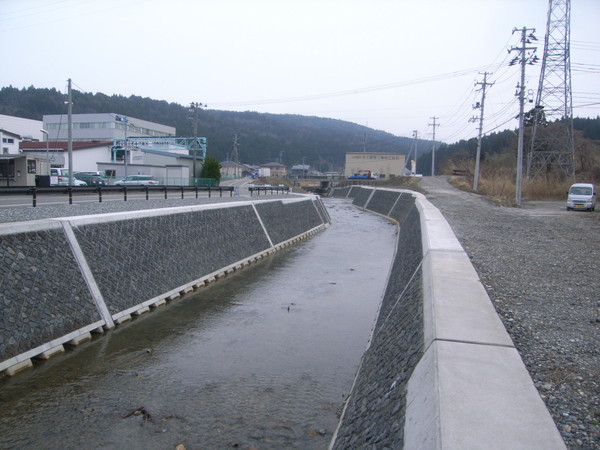 トップ(藤木組) h26 二級河川前川改修工事 (2)